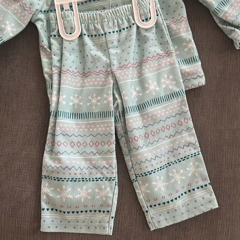 CARTERS Girls Pajama Set Snowflake winter Size 12month NWT